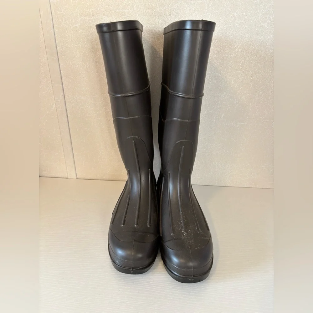 Servus | Black Waterproof Boots | Size 7
